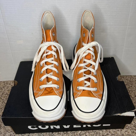 Chuck Taylor Converse Run Star Legacy Size 9 - Picture 2 of 6